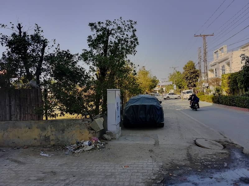 Residential Plot For sale In Lahore 5