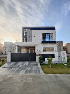 9 MARLA DESIGNER HOUSE FOR SALE