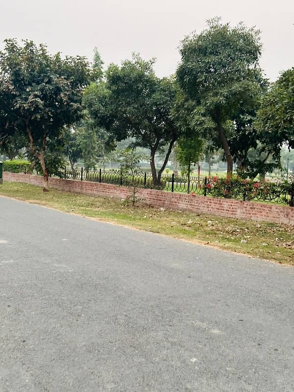 Ready To Buy A Commercial Plot 32 Marla In Lahore 3