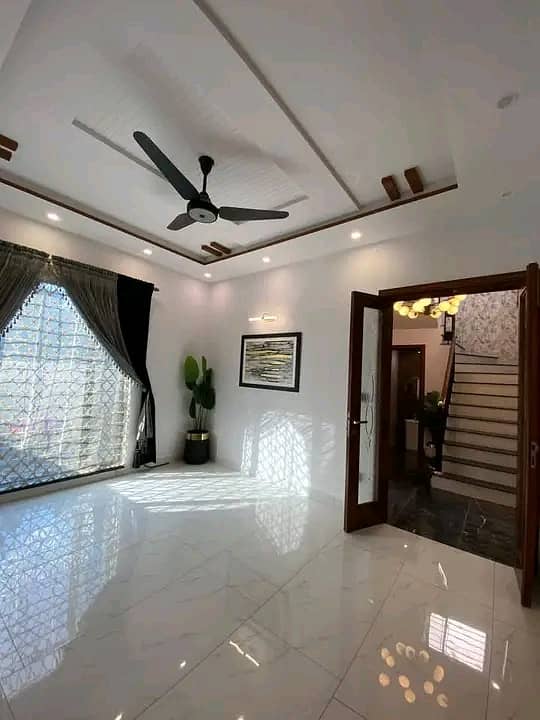 BEAUTIFUL HOUSE FOR SALE AVAILABLE 4