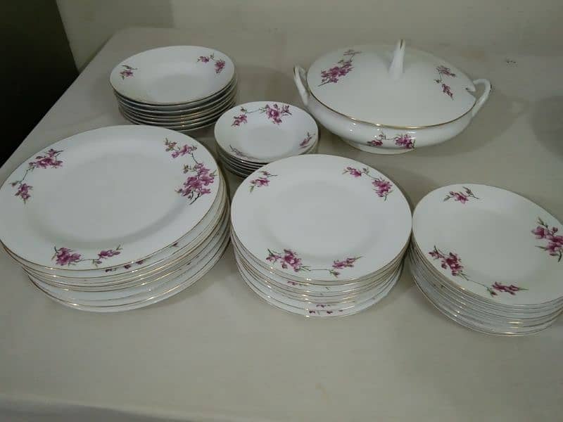 dinner set 0