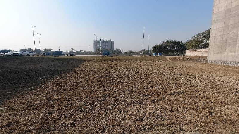 8 Marla Plot For Sale 3