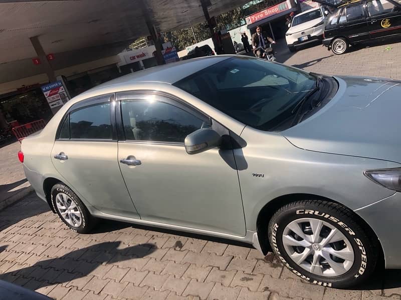 Toyota Corolla GLI 2010 4