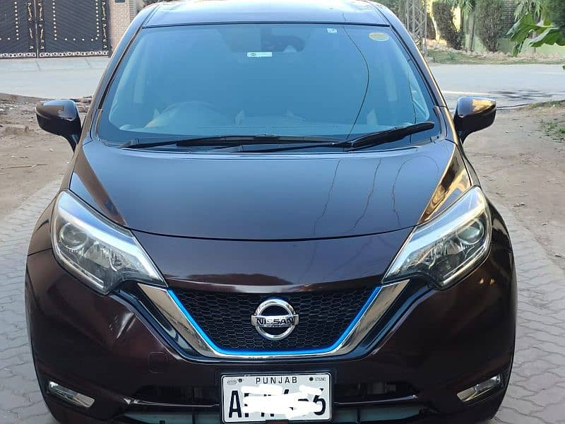 Nissan Note E Power 2017 0