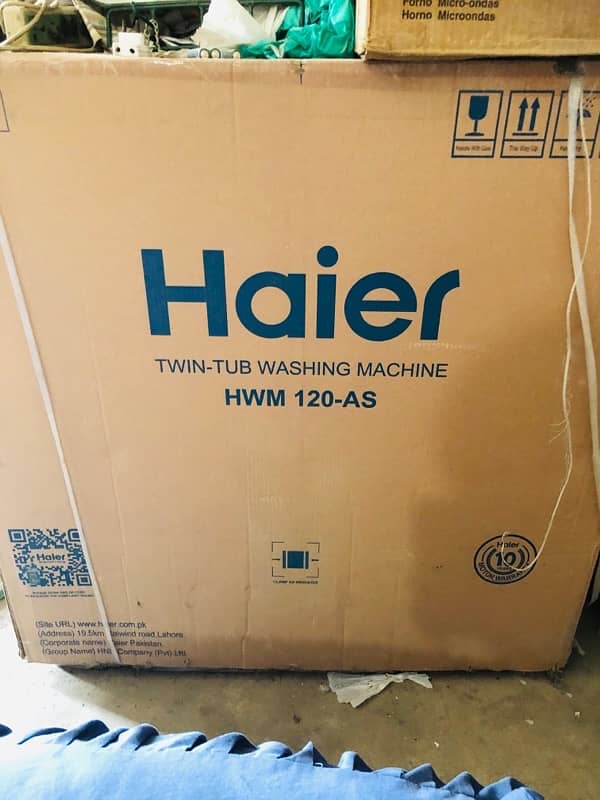 HAIER TWIN-TUB WASHING MACHINE HWM 120AS 2