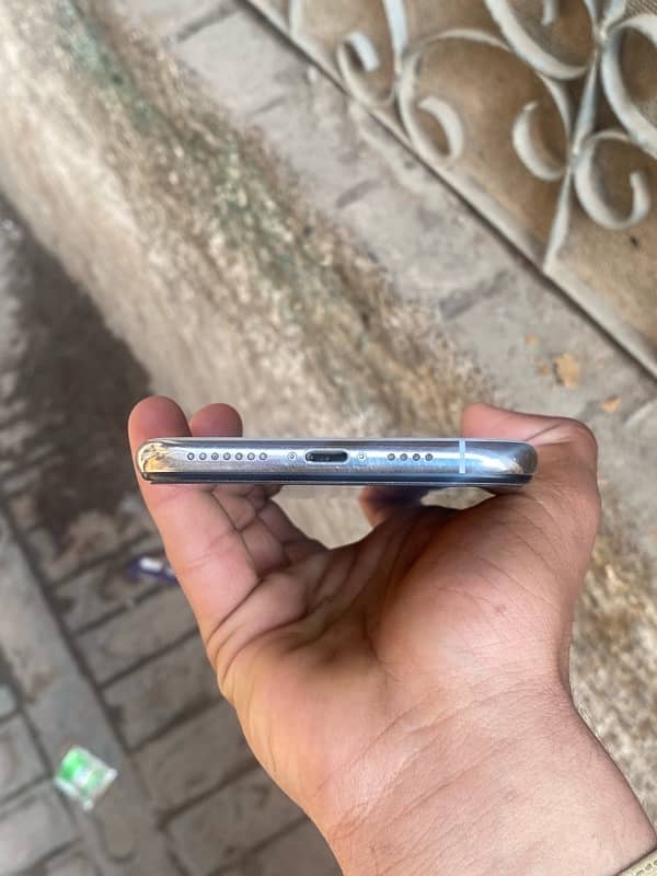 iphone XS Max 3