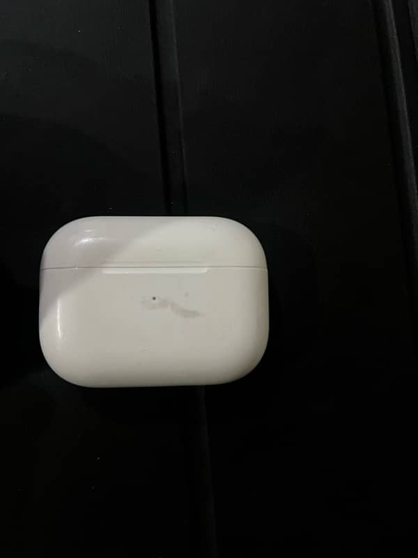 ipad air 4th generation 64GB with original apple airpods pro 7