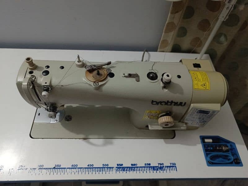 sewing machine for sale 2