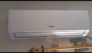 Gree 1.5 ton  used Ac split ac Non inverter