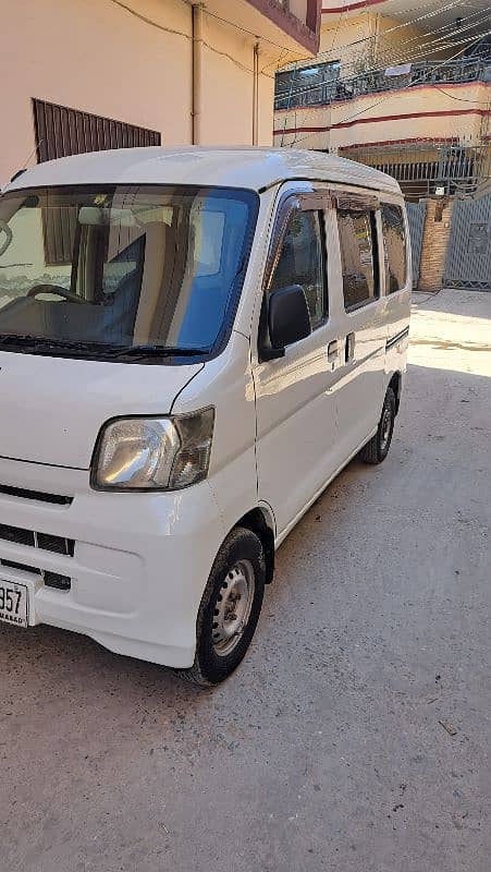 Daihatsu Hijet . 1st owner. no piece shower 1