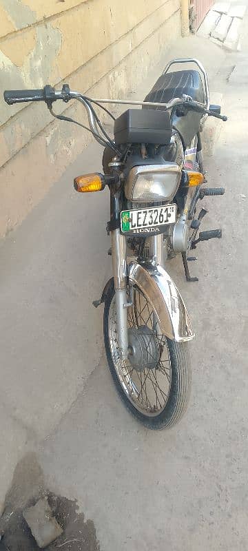 Honda CD 70 model 2010 all documents original hi Biometric hi 2