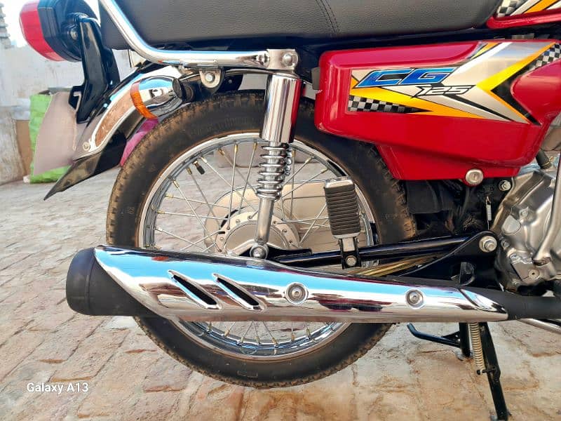 HONDA CG125 BRAND NEW 4