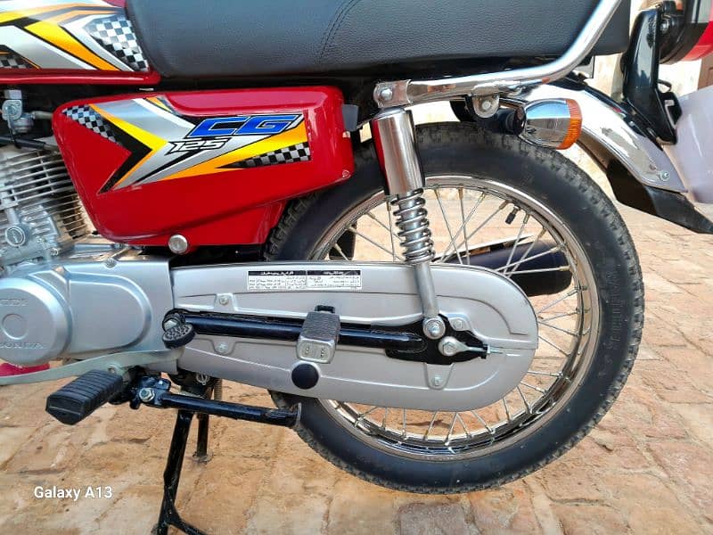 HONDA CG125 BRAND NEW 5