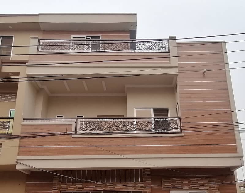 Your Dream Brand New 5 Marla House Is Available In Sabzazar Scheme - Block L 1