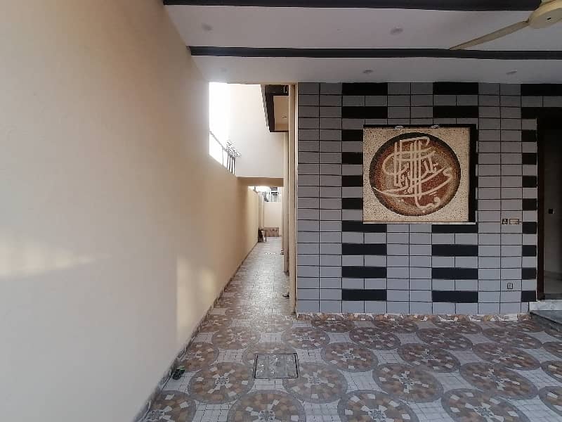 Beautifully Constructed Corner House Is Available For sale In Sabzazar Scheme 39