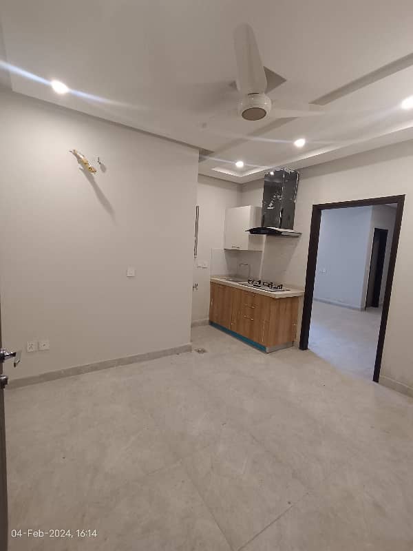 1 Bed Apartment Available For Sale in Zarkon Heights G15 Islamabad 4