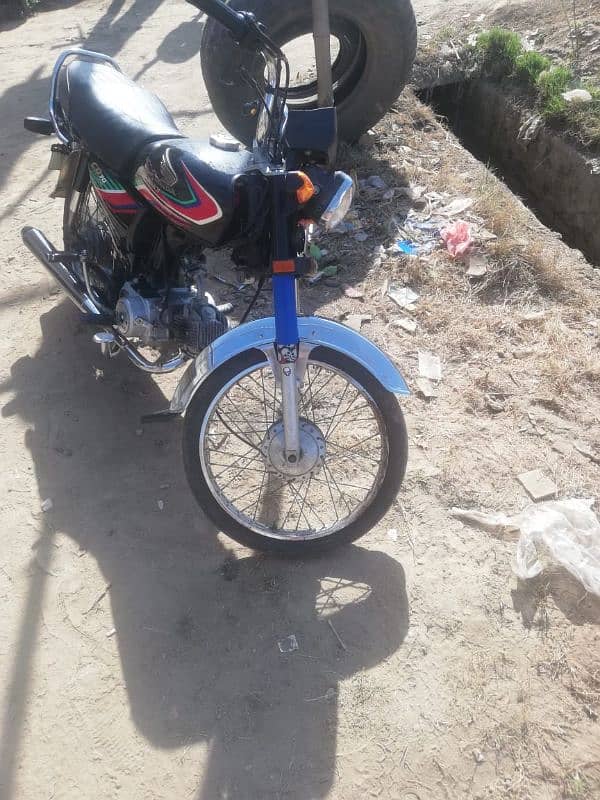 Honda 70 2017 model Rim Thode Se rough Hain Baki condition aapke Samna 1