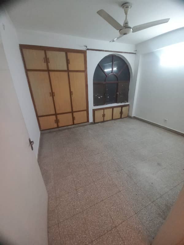 2 bed pha flat at G-11 0