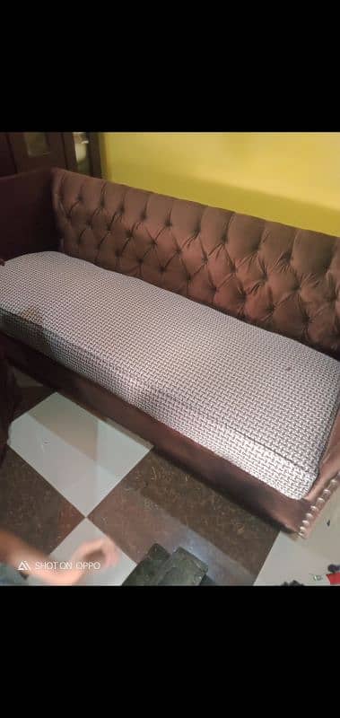 5 seater sofa set in jute check cover. 2