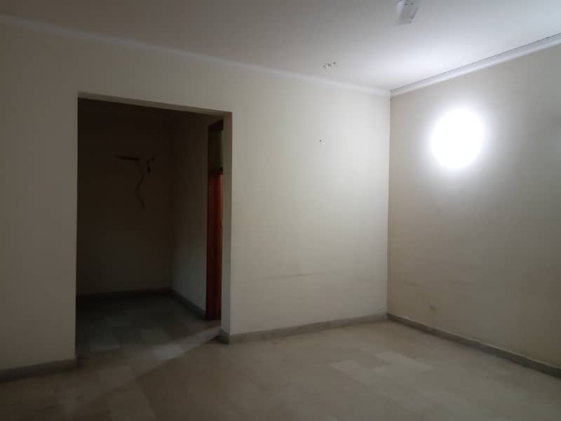 GULBERG,1 KANAL HOUSE FOR RENT MAIN CANTT UPPER MALL SHADMAN LAHORE 4