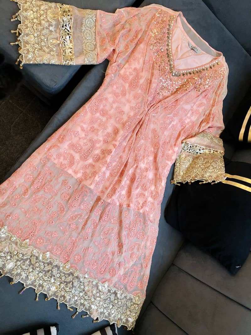 Maria B KAFTAN/Poncho style Long Flowing Perfect for Ramzan & Spring 3