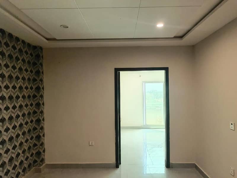 2 BED ROOM NON FURNISH APARTMENT FOR RENT IN BAHRIA TOWN LAHORE 8