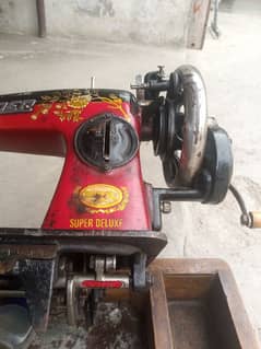 sawing machine good condition