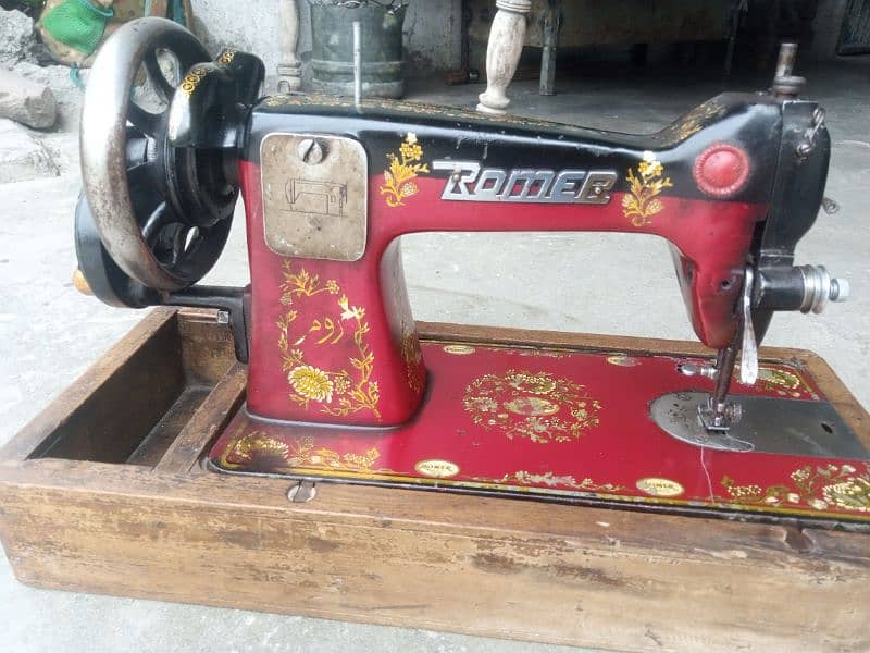 sawing machine good condition 6