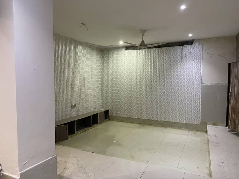 10 MARLA HOUSE NON FURNISH FOR RENT IN BAHRIA TOWN LAHORE 5