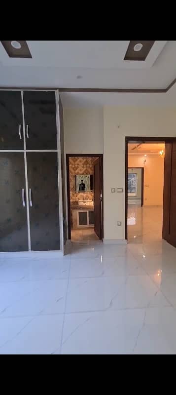 Brand New House Near Moon Market 29