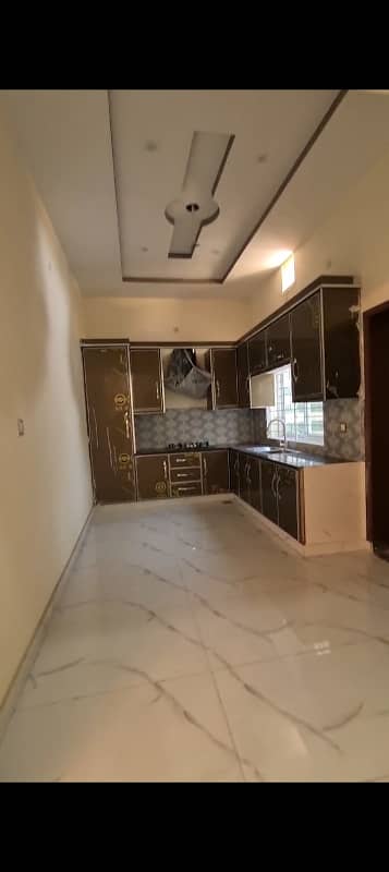 Brand New House Near Moon Market 34