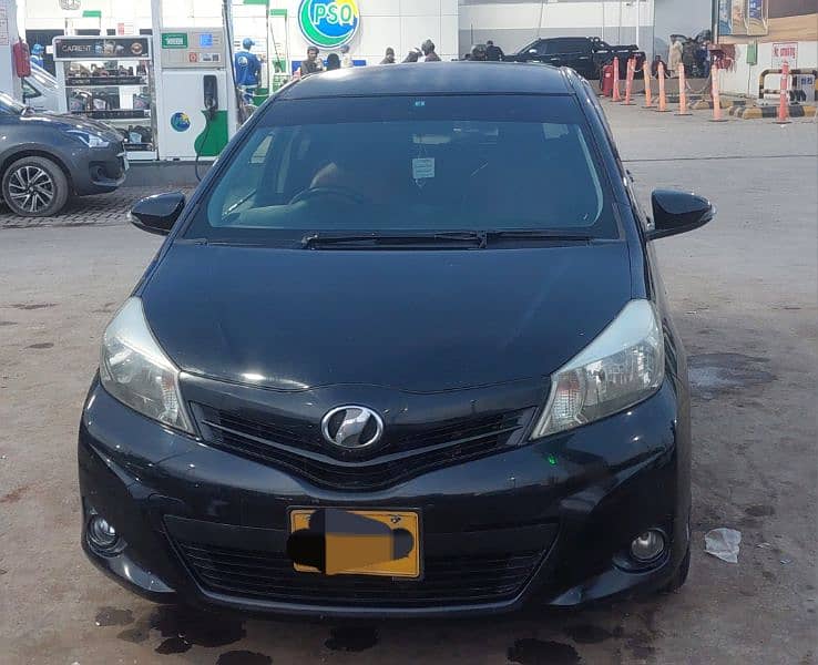 Toyota Vitz 2013 3