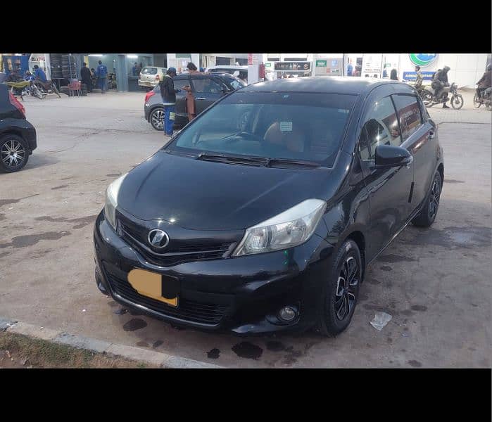 Toyota Vitz 2013 8