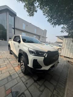 Toyota Hilux Revo V Automatic 2.8 2020