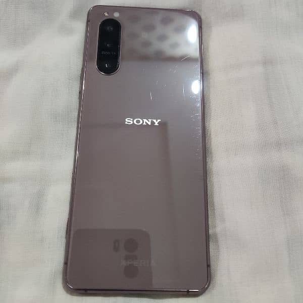 Xperia 5 Mark 2 (Official Approved) 1