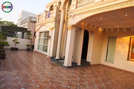 6 Bed Full Basement Theatre Snooker Luxury Style House For Sale in DHA Phase 6 Lahore at Prime Location