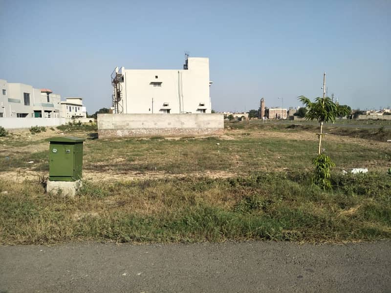 1 Kanal Good Location Plot For Sale DHA Phase 7 Lahore At Prime Location 2