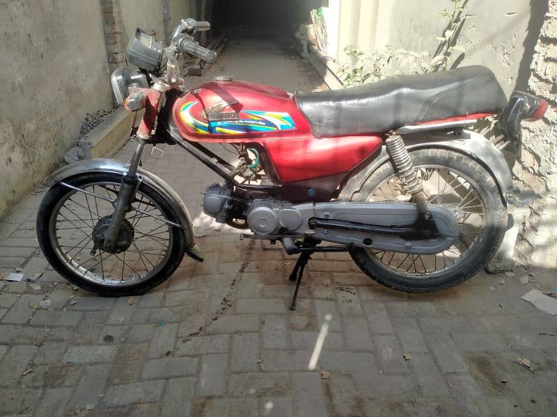 Untied 100 cc bike for sale, watts app number # 0344.1407625 7