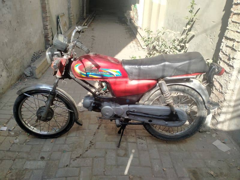 Untied 100 cc bike for sale, watts app number # 0344.1407625 9