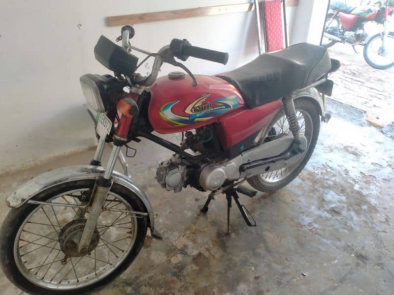 Untied 100 cc bike for sale, watts app number # 0344.1407625 18