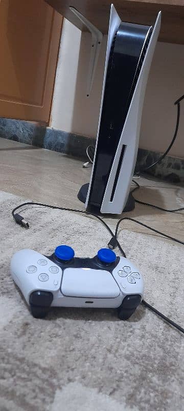 PlayStation 5 825 GB 4