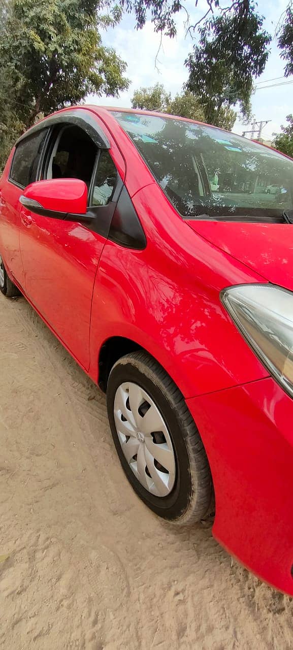 Toyota Vitz 2012 7