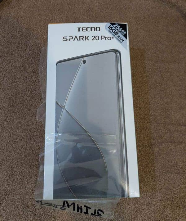 Tecno spark 20 8 gb ram 256 memory 1