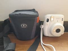 Barely Used Instax mini 11 with travel case included