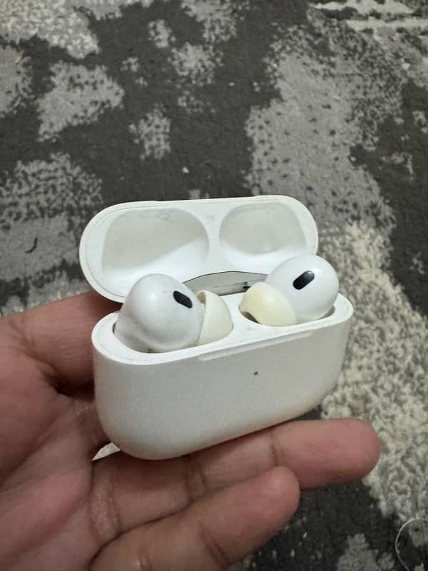 Apple airpods pro 2nd generation 2