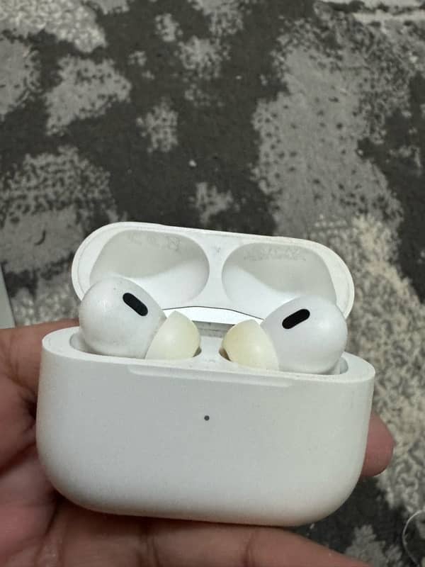 Apple airpods pro 2nd generation 3