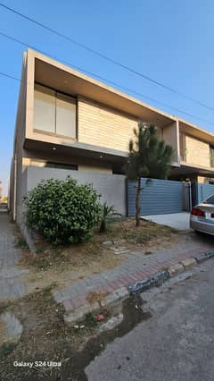 7 Marla Short Corner House Available For Sale