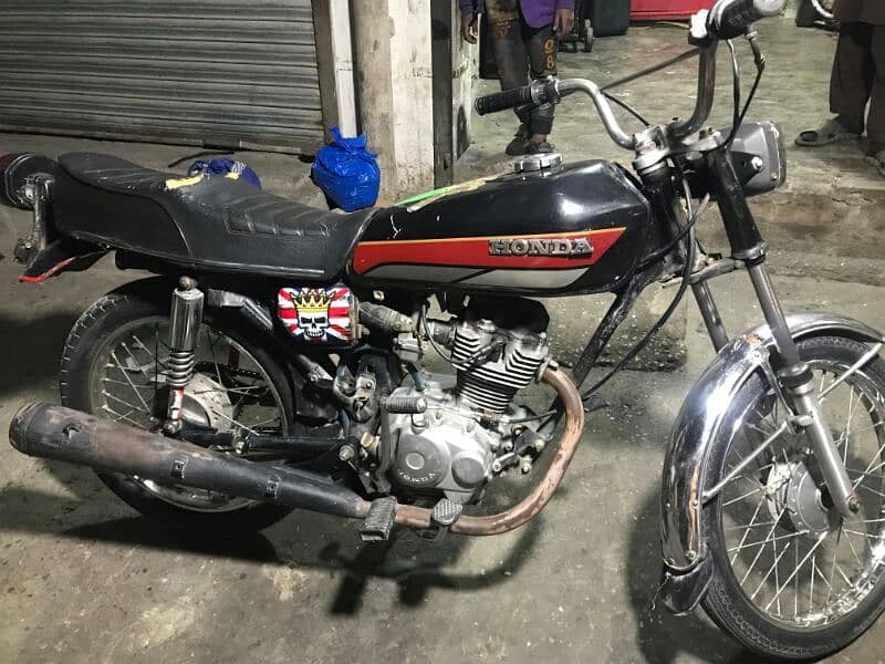 Honda 125 copy b avalebal h bike ke 1995 model ha 2