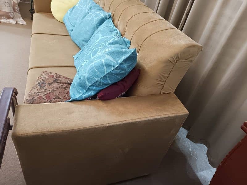 Brand new 5 seater sofa set in good condition 6