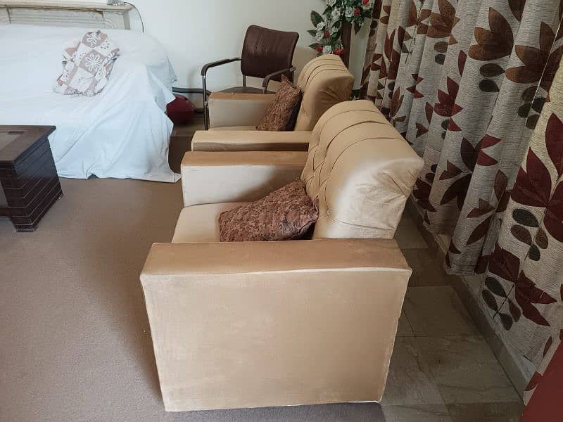 Brand new 5 seater sofa set in good condition 7